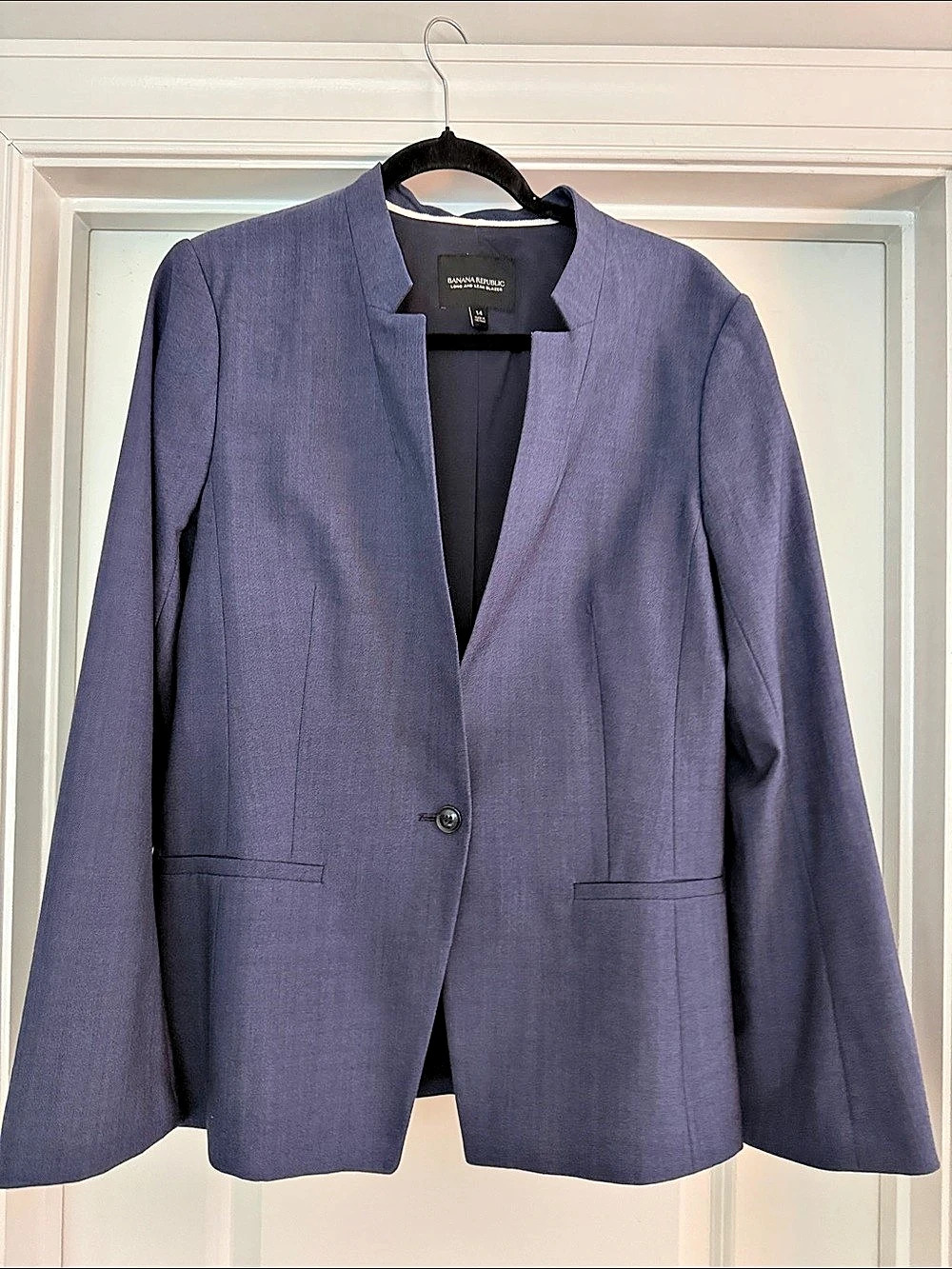 Women’s Banana Republic Long and Lean Blazer in Blue Size 14 Like New